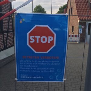 Stoppschild Besuchsverbot in Kinderheilstätte 22.05.2020