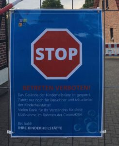 Stoppschild Besuchsverbot in Kinderheilstätte 22.05.2020