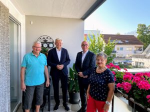 CDU-Bundestagskandidat Hubert Hüppe besucht Senioren-Wohnanlage der UKBS in Bönen